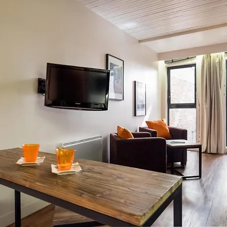 Vieille Bourse - Close To Stations And Old - Welkeys דירה