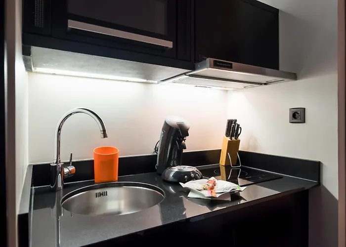 Vieille Bourse - Close To Stations And Old - Welkeys Apartment Lille